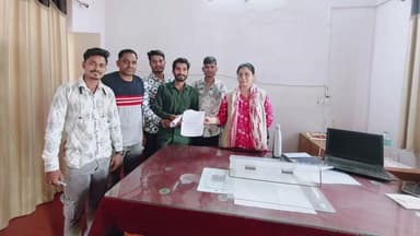 शाजापुर: कियोस्क और सीएससी संचालक ने तहसीलदार को ज्ञापन सौंपकर समस्या हल करने की मांग की