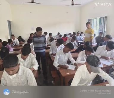 मनसाही :- मैट्रिक एवं इंटर की सेंटअप परीक्षा शुरू।