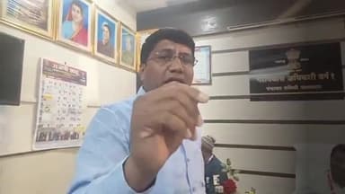 जाफराबाद: देऊळगाव उगले येथील सरपंच व गावकऱ्यांनी केले जाफराबाद येथे गटविकास अधिकारी यांच्या दालनात ठिय्या आंदोलन