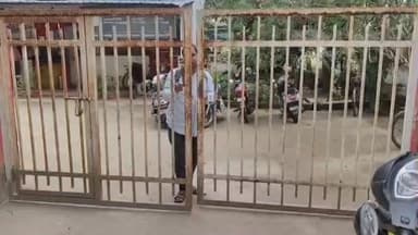 ସତ୍ୟବାଦୀ: ପୁରୀ ଜିଲ୍ଲା ସାକ୍ଷୀଗୋପାଳ ଡାକଘରୁ ଗତକାଲି ବିଳମ୍ବିତ ରାତିରେ କବାଟ ତାଲା ତାଢ଼ି ଲକ୍ଷାଧିକ ଟଙ୍କା ନେଇଚାଲିଗଲେ ଦୁର୍ବୁତ୍ତ