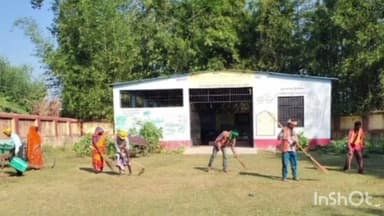 पिपरा: पिपरा प्रखंड के कटैया माहे पंचायत में शौचालय दिवस पर सफाई अभियान चलाया गया