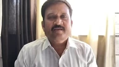 दक्षिण सोलापूर: ऊस उत्पादक शेतकऱ्यांनी उसाचे पाचट जाळू नये : लोकमंगल साखर कारखाना सहाय्यक सरव्यवस्थापक दीपक नलवडे