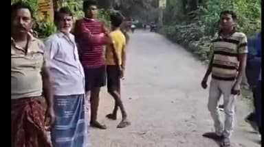 নওদা: নওদা থানার তল্লাশি অভিযানে উদ্ধার ৫টি তাজা সোকেট বোমা