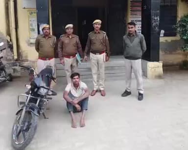 सीकरी: सीकरी पुलिस ने चोरी की मोटरसाइकिल के मामले में एक आरोपी को गिरफ्तार किया, चोरी हुई मोटरसाइकिल की ज़ब्ती