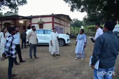 केशकाल: कलेक्टर ने अड़ेगा धान खरीदी केंद्र का किया निरीक्षण, दिए आवश्यक निर्देश