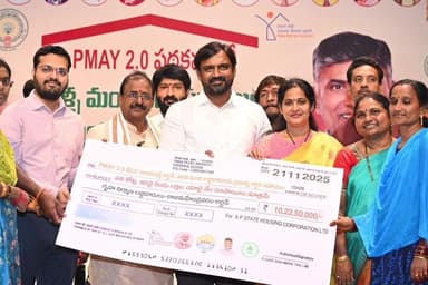 రాజమండ్రి సిటీ: పేదల సొంత ఇంటి కల సాకారానికి ప్రభుత్వం చర్యలు : రాజమండ్రి కమిషనర్ రాహుల్ మీన