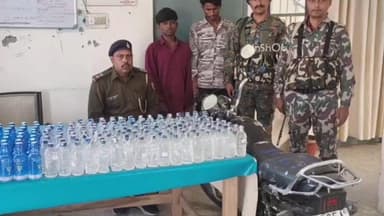 बनकटवा: ढाका पुलिस ने नेपाली शराब के साथ दो तस्करों को किया गिरफ्तार