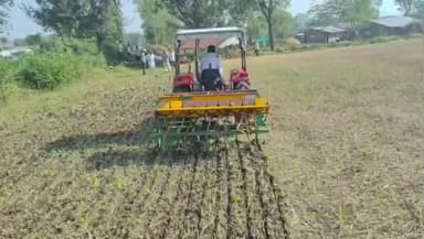 मोहखेड़: चारगाँव करबल में 70 वर्षीय किसान को बड़ी राहत, 'जीरो टिलेज' तकनीक बनी खेती का सहारा