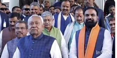 दनियावां: बिहार के मुख्यमंत्री ने अपने कार्यकाल में पहली बार गृह विभाग भाजपा को दिया