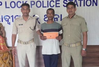 ପାରାଦୀପ ଲକ୍: ପାରାଦ୍ୱୀପ ଲକ ପୋଲିସ ପକ୍ଷରୁ ନିମିଢ଼ି ବଜାର ନିକଟରେ ଚଢ଼ାଉ 10 ଗ୍ରାମରୁ ଉର୍ଦ୍ଧ ବ୍ରାଉନ ସୁଗାର ଜବତ ସହ ଜଣେ ଗିରଫ