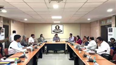 ઉમરપાડા: કલેક્ટર કચેરી ખાતે સુરત જિલ્લા સંકલન અને ફરિયાદ સમિતિની બેઠક યોજાઈ