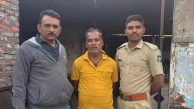 અંજાર: પોલીસે NDPS ના ગુનાના આરોપીનું વર્ષામેડી વિસ્તારની દુકાનમાં વીજ જોડાણ કાપી નાખ્યું