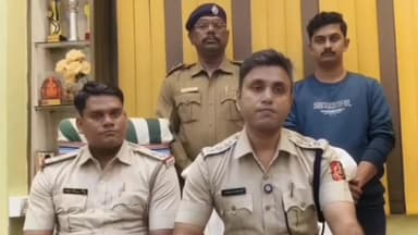 চণ্ডীতলা ২: হুগলির চন্ডীতলা থানা পুলিশের জঙ্গলপাড়া বাজারে অবৈধভাবে LPG রিফিলিং চক্রের ফাস