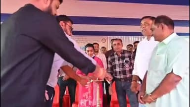 શહેરા: શહેરાની સદનપુર પ્રાથમિક શાળા ખાતે તાલુકા કક્ષાનું ગણિત,વિજ્ઞાન અને પર્યાવરણ પ્રદર્શન યોજાયું હતું