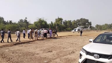 बाली: सिक्किम के राज्यपाल ओम प्रकाश माथुर की पौत्री की शादी में महाराष्ट्र के मुख्यमंत्री देवेंद्र फडणवीस पहुंचे