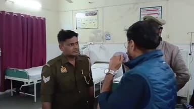#अलीगढ शराब के नशे में झूमते मिले हेड कांस्टेबल,वीडियो वायरल होने के बाद एसएसपी ने किया सस्पेंड,डॉक्टर और पुलिस स्टाफ को...