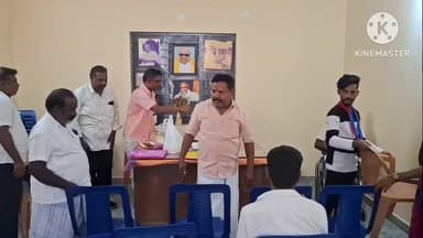 ஆம்பூர்: பெரியாங்குப்பம் ஊராட்சி மன்ற அலுவலகத்தில் ஊராட்சி மன்ற நியமன உறுப்பினராக தேர்ந்தெடுக்கப்பட்ட மாற்று திறனாளிக்கு பதவி பிரமாணம்