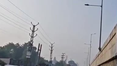 हमीरगढ़: बीएसएल फैक्ट्री में तबियत बिगड़ने के बाद मजदूर की मौत, परिजनों और श्रमिकों का प्रदर्शन, ₹14 लाख मुआवजे पर बनी सहमति