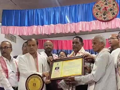 ছিপাঝাৰ: দেওমৰনৈ বালিকা উচ্চতৰ মাধ্যমিক বিদ্যালয়ত কৃতি শিক্ষক বটা প্ৰদান অনুস্হানত উপস্থিত বিধায়ক