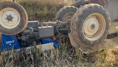 मगरलोड: मगरलोड इलाके में धान से भरी ट्रैक्टर पलटने से चालक की दबकर हुई मौत