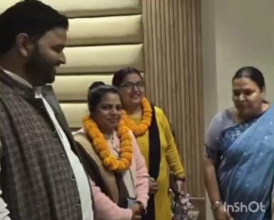 खरौंधी: खरौंधी और रमना प्रखंड के प्रमुखों ने मंत्री दीपिका सिंह पांडेय के सामने कांग्रेस का दामन थामा