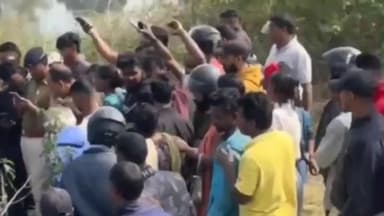 नगड़ी: विधानसभा थाना क्षेत्र के छोटा डैम में मिला लावारिस बक्सा, जुटी लोगों की भीड़