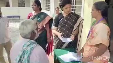 நெமிலி: பனப்பாக்கம் அரசு ஆண்கள் மேல்நிலைப்பள்ளி உள்ளிட்ட பல பகுதிகளில் நடைபெற்ற SIR பணிகளை மாவட்ட ஆட்சியர் நேரில் ஆய்வு