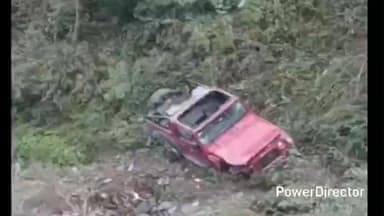 हरिपुरधार: अनियंत्रित होकर खाई में लुढ़की थार, एक युवक की हुई मौत