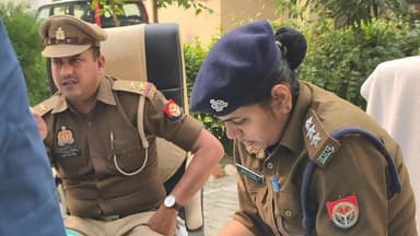 #जहानागंज में आयोजित #थाना #दिवस #सीओ #सदर #आस्था #जायसवाल की उपस्थिति में 20 मामलों में पुलिस से जुड़े दो मामलों का तत्...