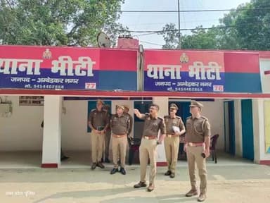 भीटी: पुलिस अधीक्षक ने भीटी थाने का किया निरीक्षण, मची रही अफरा-तफरी