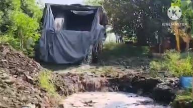 इंदापूर: सरडेवाडी टोलनाक्यावर मांगुर माशांची बेकायदेशीर तस्करी उघड - लाखोंचा मुद्देमाल इंदापूर पोलिसांच्या ताब्यात..