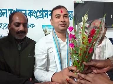 কোচবিহার ২: নবনির্বাচিত ব্লক সভাপতি কে সংবর্ধিত করার পাশাপাশি SIR নিয়ে তৃণমূলের গুরুত্বপূর্ণ বৈঠক গোপালপুরে