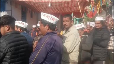 कपकोट: पोथिंग गांव में नवरात्र पर पूजा-अर्चना का शुभारंभ, महिलाओं ने पारंपरिक वेशभूषा में निकाली कलश यात्रा