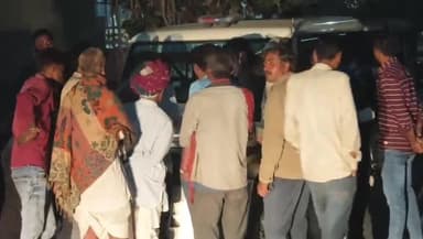 भदेसर: होड़ा चौराहे पर खून से सना विवाद, सवारियां बैठाने की तकरार में कंडक्टर की सरिये-ईंट से हत्या