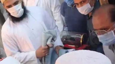 રાણપુર: રાણપુરમાં પધારેલા દાઉદી વ્હોરા સમાજના ધર્મગુરુનું મામલતદાર,તલાટી કમ મંત્રી અને ગ્રામ પંચાયતના સરપંચે સન્માન કર્યું