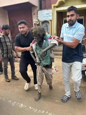 ନବରଙ୍ଗପୁର ପୋଲିସ ଷ୍ଟେସନ: ନବରଙ୍ଗପୁର: ନବରଙ୍ଗପୁର: ନବରଙ୍ଗପୁର: ନବରଙ୍ଗପୁର ଜଗନ୍ନାଥ ମନ୍ଦିରରୁ ଅସହାୟ ବୃଦ୍ଧ ଉଦ୍ଧାର, ଚିକିତ୍ସା ଜାରି