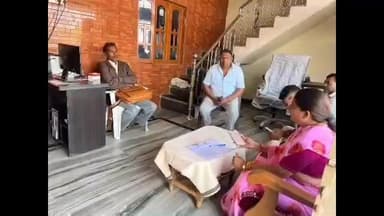 મોરવા હડફ: મોરવા હડફ મત વિસ્તારમા સમાવિષ્ટ આંજણવા ખાતે ધારાસભ્ય નિમિષાબેન સુથારની ઉપસ્થિતિમાં મતદારયાદી સુધારણા કાર્યક્રમ યોજાયો