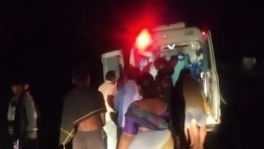 வேடசந்தூர்: சாலையூர் நால்ரோட்டில் இரு சக்கர வாகனத்தில் சென்றவர் புதருக்குள் விழுந்து படுகாயம்