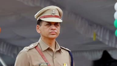 છોટાઉદેપુર: ફરજ દરમિયાન ઉત્કૃષ્ટ અને સરાહનીય કામગીરી બદલ છોટાઉદેપુર જિલ્લા પોલીસ વડાને સન્માનિત કરાશે.