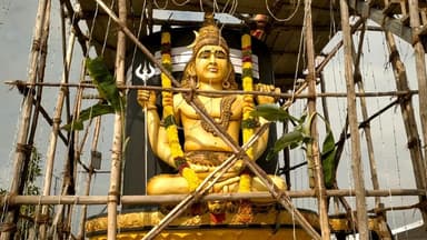 தருமபுரி: பழையதர்மபுரி லிங்கேஸ்வரர் கோயிலில் கும்பாபிஷேக விழா ஏராளமான பக்தர்கள் தரிசனம்.