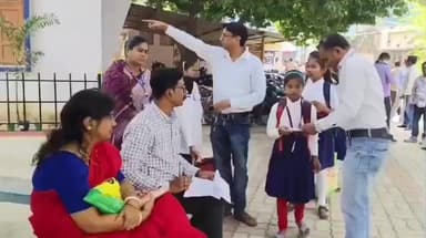 কান্দি: কান্দিতে আয়োজিত হল শিশু মেধা অনুসন্ধান পরীক্ষা! আনন্দে পরীক্ষা দিলেন খুদে ছাত্র ছাত্রীরা,উপস্থিত MLA