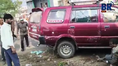 जैसीनगर: जैसीनगर के भदभदा तिराहे पर सड़क हादसा, तेज रफ्तार टवेरा ने बाइक सवार दंपति को मारी टक्कर, दोनों गंभीर घायल