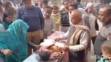 हाथरस: गांव नगला हेमा के पास तेज गति डंपर ने मंदिर जा रहे मां-बेटा को रौंदा, दोनों की मौत, शव भेजे गए पोस्टमार्टम