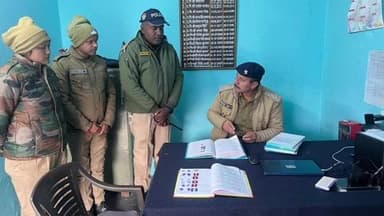 चम्पावत: चंपावत के सीईओ शिवराज सिंह राणा ने रिपोर्टिंग पुलिस चौकी बाजार चम्पावत का आकस्मिक निरीक्षण कर दिए दिशा निर्देश