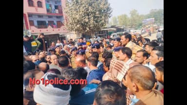 डबरा दंबगोंं की मारपीट से घायल वकील की मौत,अस्पताल में दम तोड़ा,वकीलों में आक्रोश चक्का जाम
#gwalior #dabra #advocate