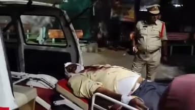 జగ్గయ్యపేటలో వైసిపి, టిడిపి మధ్య వర్గ పోరు.. పలువురికి గాయాలు