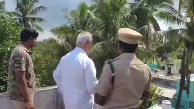 விழுப்புரம்: சாலையம்பாளையத்தில் சிறுத்தையின்
கால் தடத்தினை வனத்துறையினர் கண்டறிந்துள்ளனர். சிறுத்தையின் கால்தடத்தை உறுத