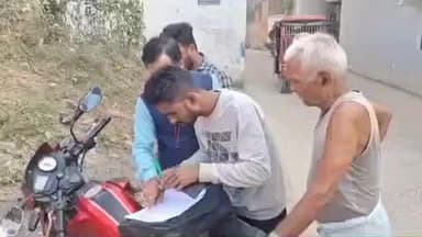 बहराइच: शहर सहित जनपद में SIR को लेकर मतदाताओं की जानकारी एकत्र करने घर-घर पहुंच रहे हैं BLO, दो जगह से भरा फॉर्म होने पर दिक्कत