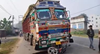 मकेर: फुलवरिया में दुल्हन की विदाई से पहले भाई की मौत, ग्रामीणों ने एनएच-722 किया जाम