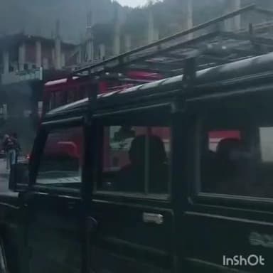 ठियोग: ठियोग के छैला में दुकान में लगी आग, दुकान में रखा सामान जलकर राख, एसडीएम ठियोग मौके पर पहुंचे